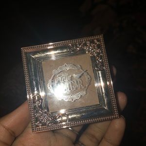 Pretty Vulgar Bronzer